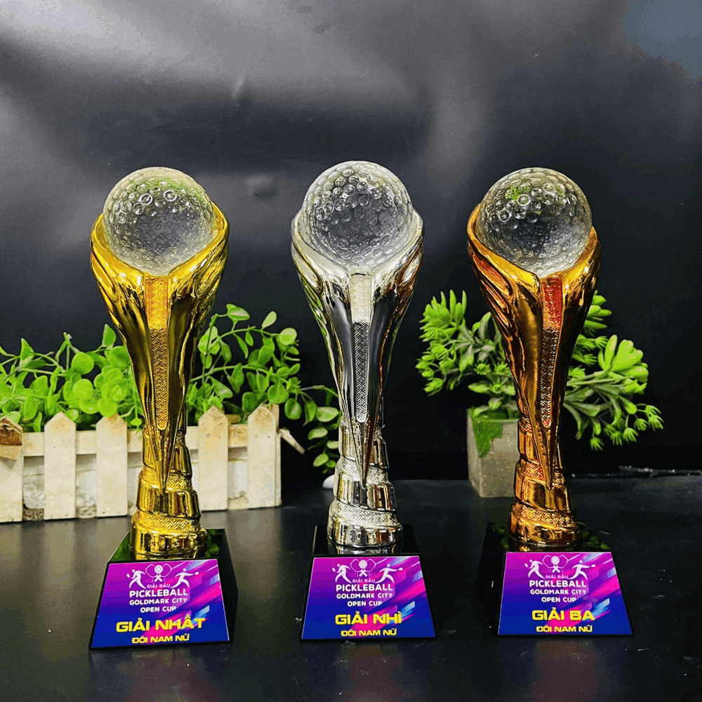 Cup Pickleball