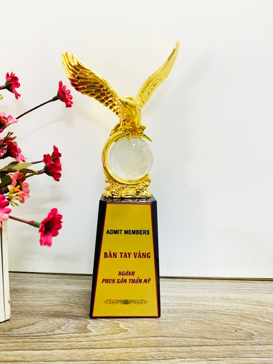 Kỉ Niệm Chương